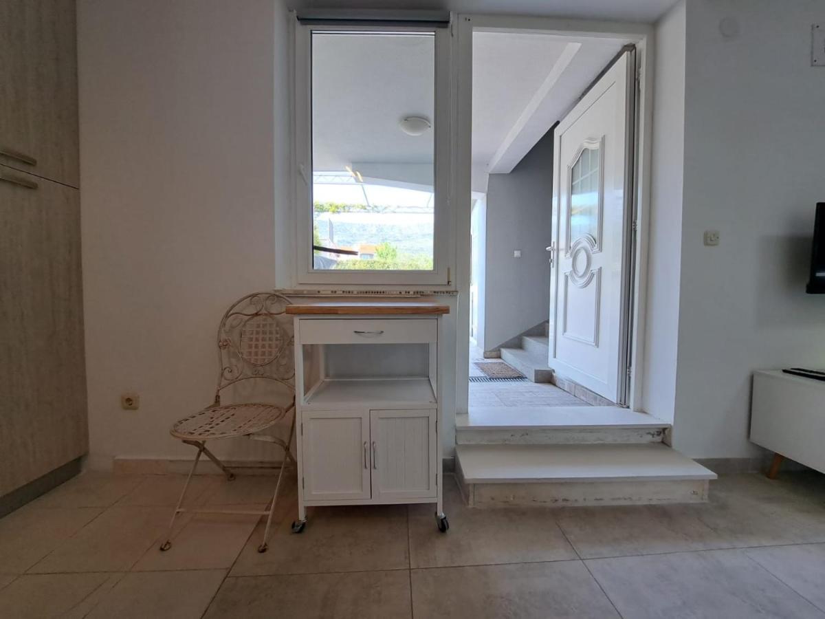 Near Beach Studio Kaštela Kültér fotó